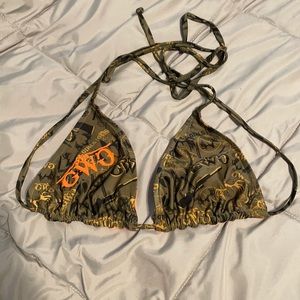 Girls with Guns - Reversible Camouflage Bikini Top XL